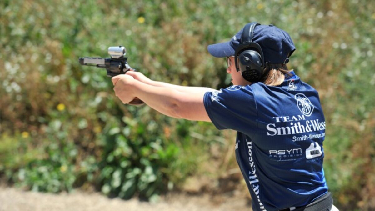 Julie G - Ladies Open Revolver World Champion, Photo Courtesy of Yamil Sued