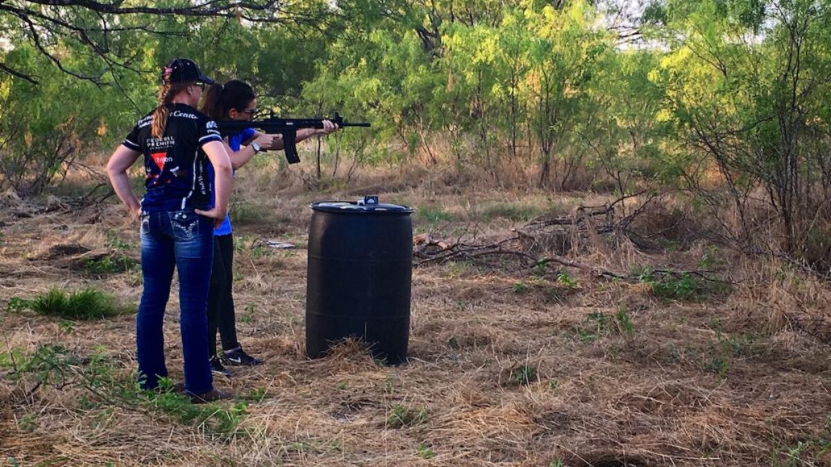 Love at First Shot - Erin shoots the S&W M&P15-22